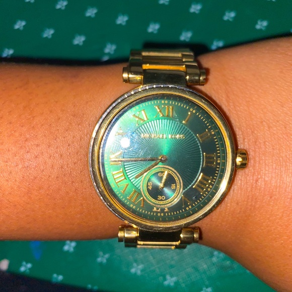 Michael Kors skylar Model # Mk6065 Gender F - Picture 2 of 6